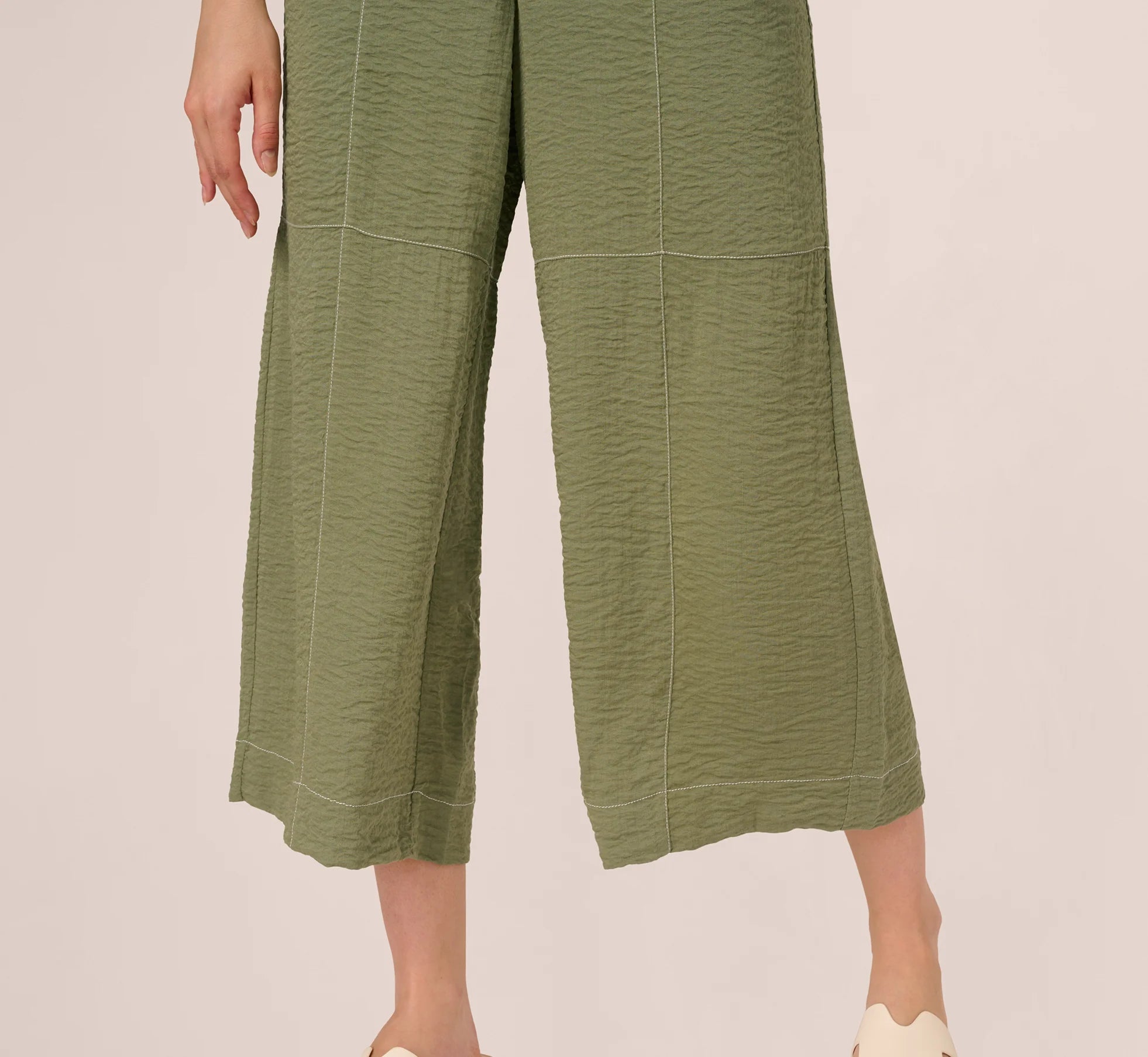 Contrast Stitching Crinkle Midi Pant In Oil Green Ivory