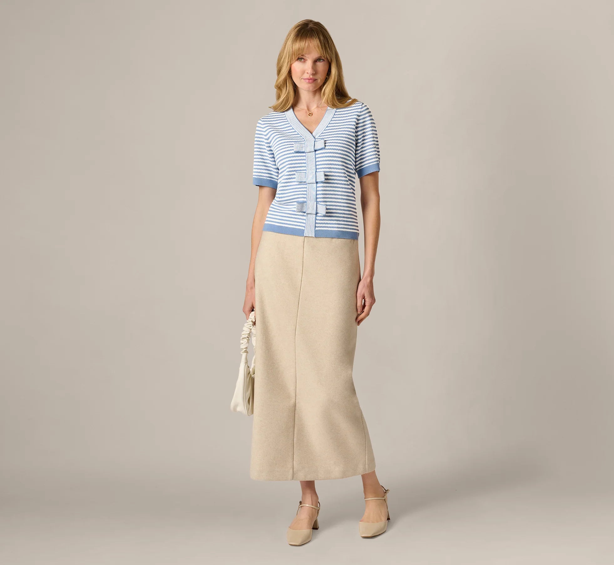 Short Sleeve Bow Pullover Sweater In Classic Blue Ivory