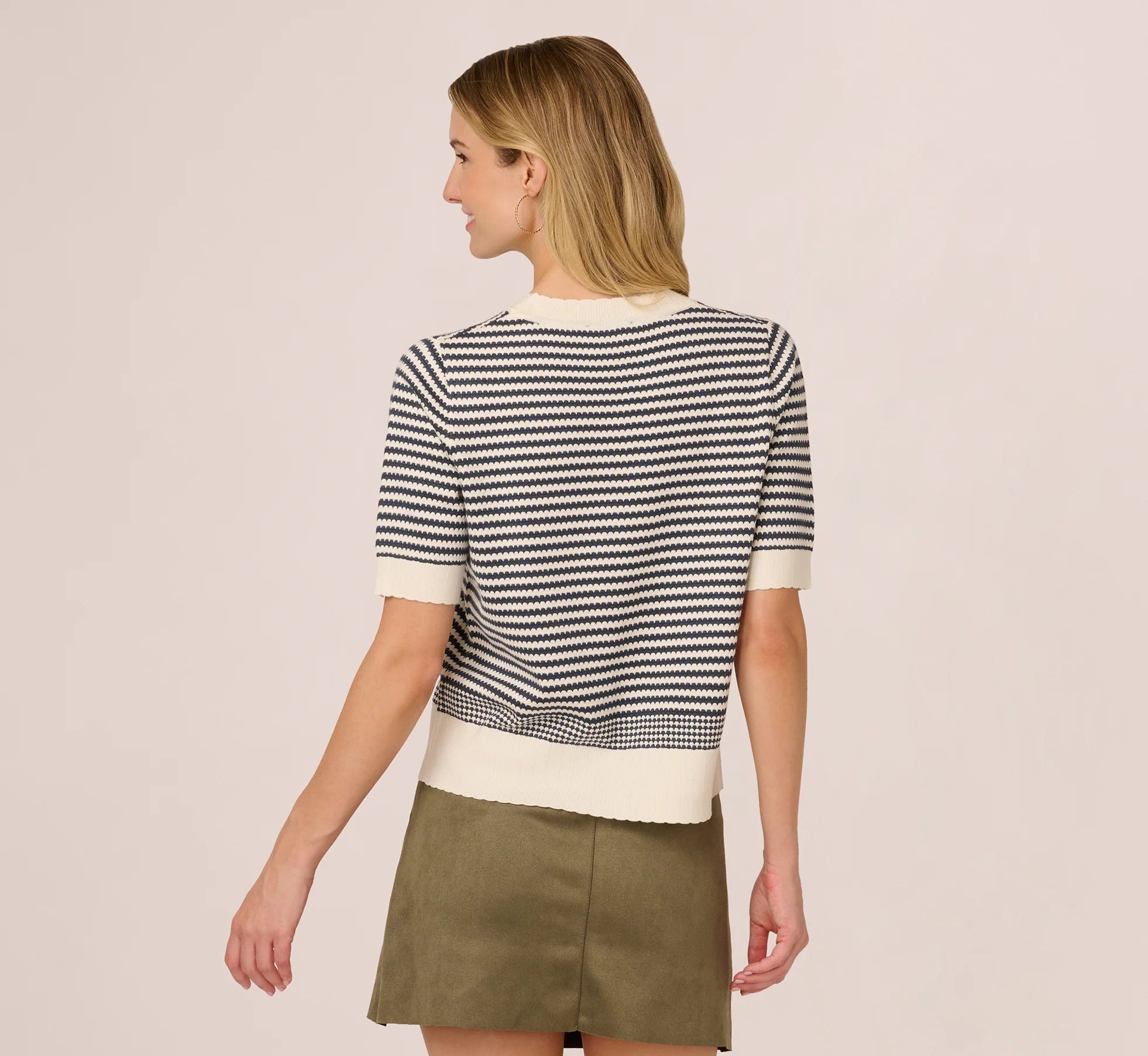 Short Sleeve Scalloped Stripe Pullover Sweater In Ivory Slate Blue