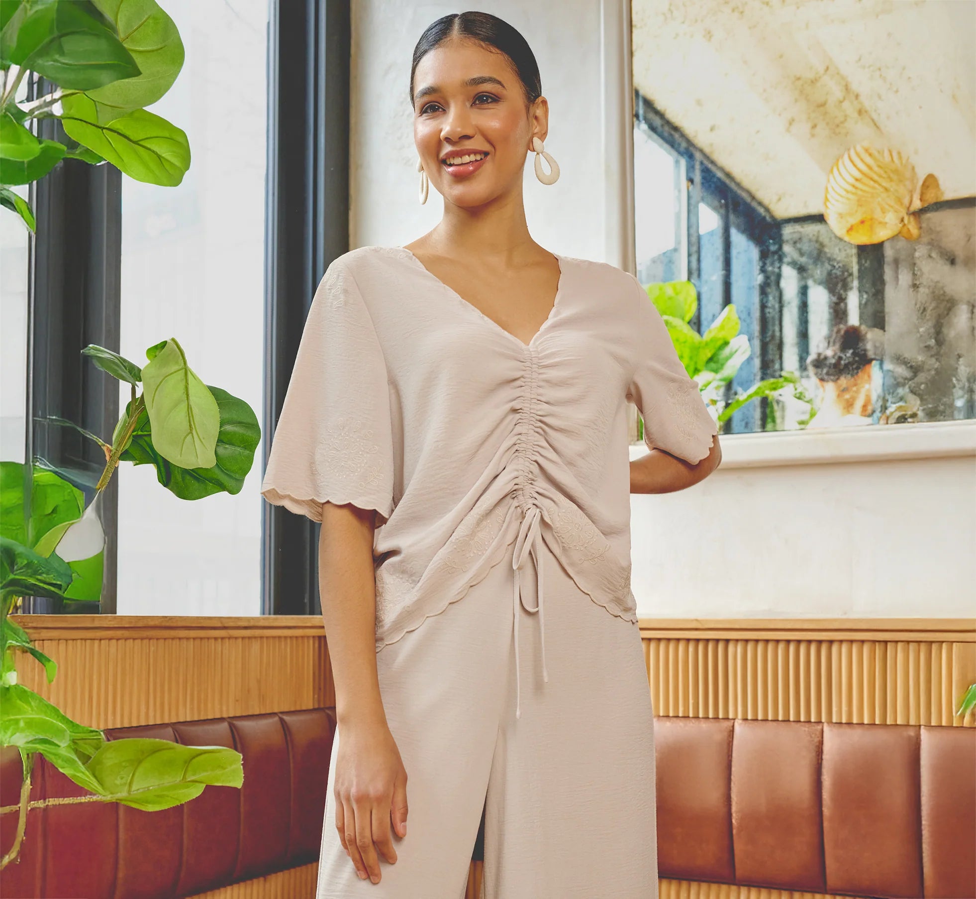 Embroidered Airflow Top And Wide Leg Pant Set In Pebble