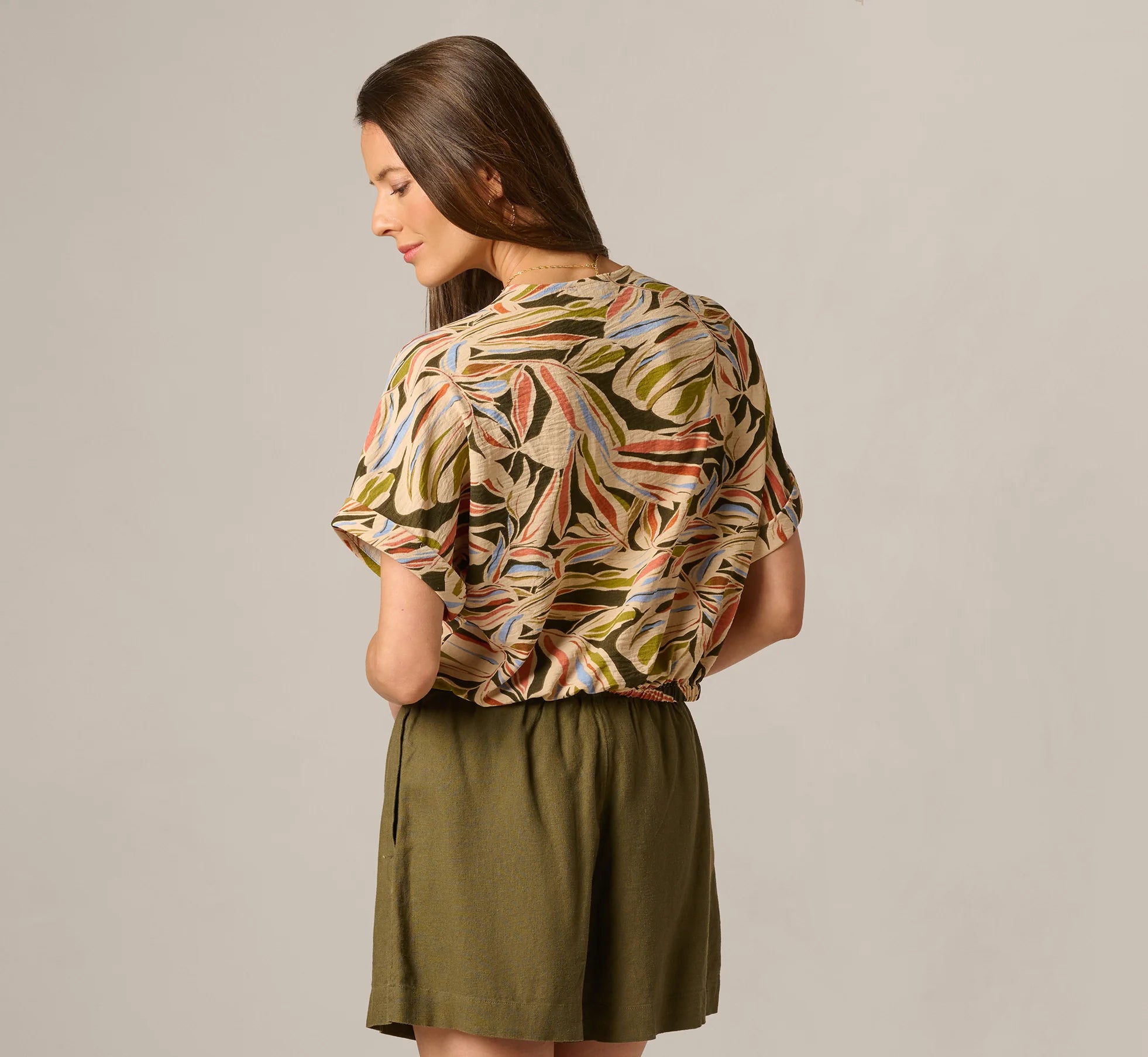Short Sleeve Open Twist Front Top In Watercolor Leaf