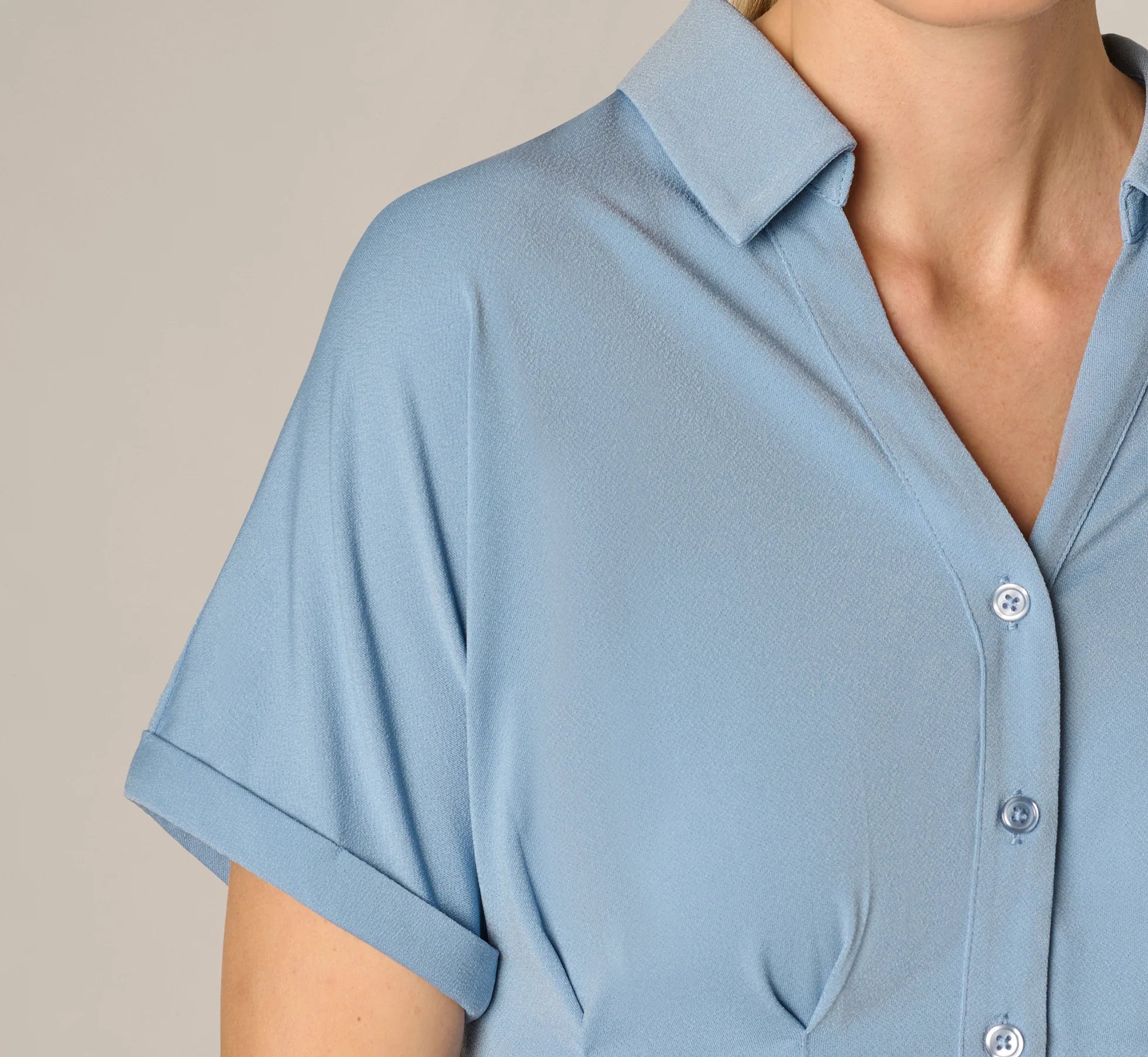 Short Sleeve Pleated Waist Blouse In Rain Washed