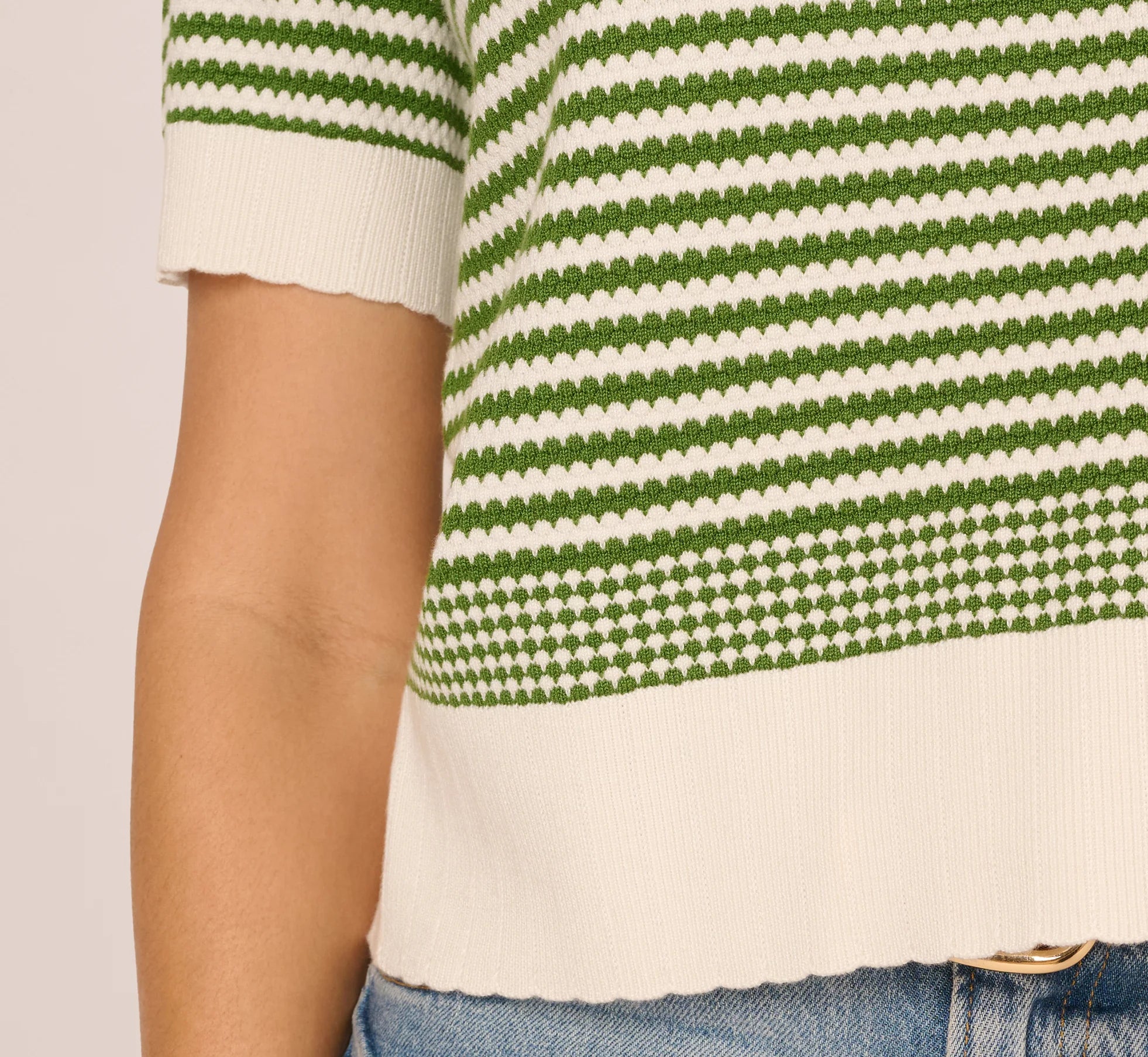 Short Sleeve Scalloped Stripe Pullover Sweater In Ivory Foliage