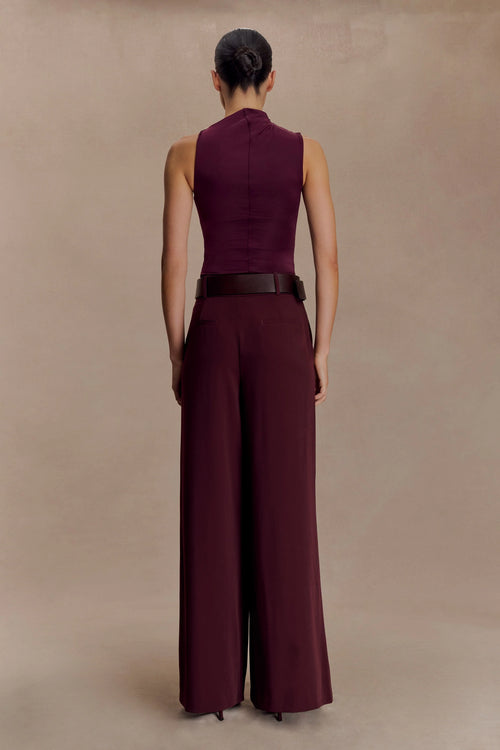 Hadleigh Sleeveless Slinky Top - Burgundy