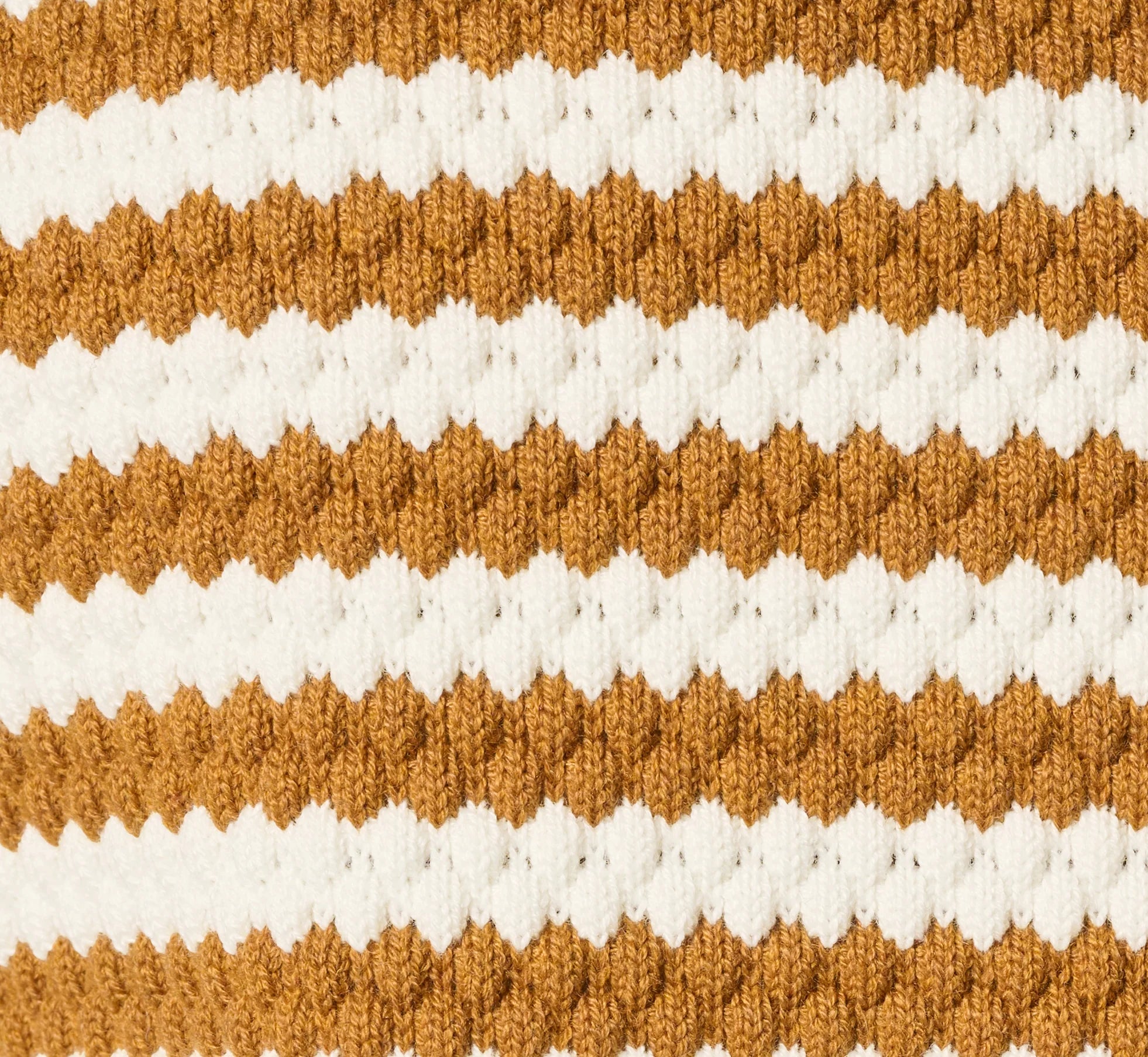 Textured Pullover Sweater Vest In Camel Ivory