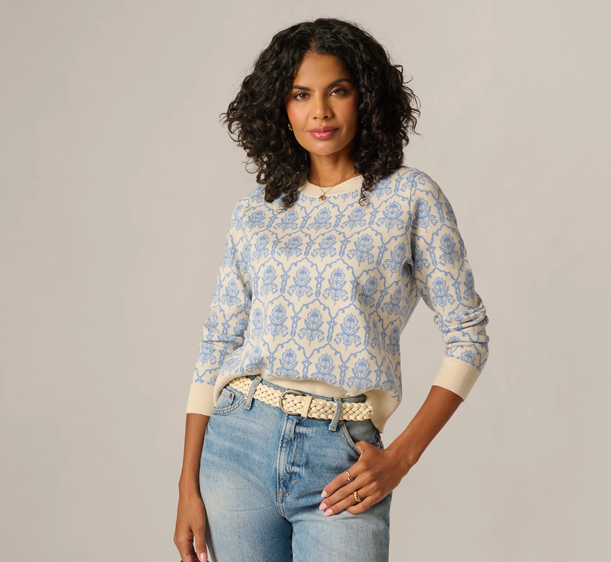 Crew Neck Floral Pullover Sweater In Classic Blue Linear Damask