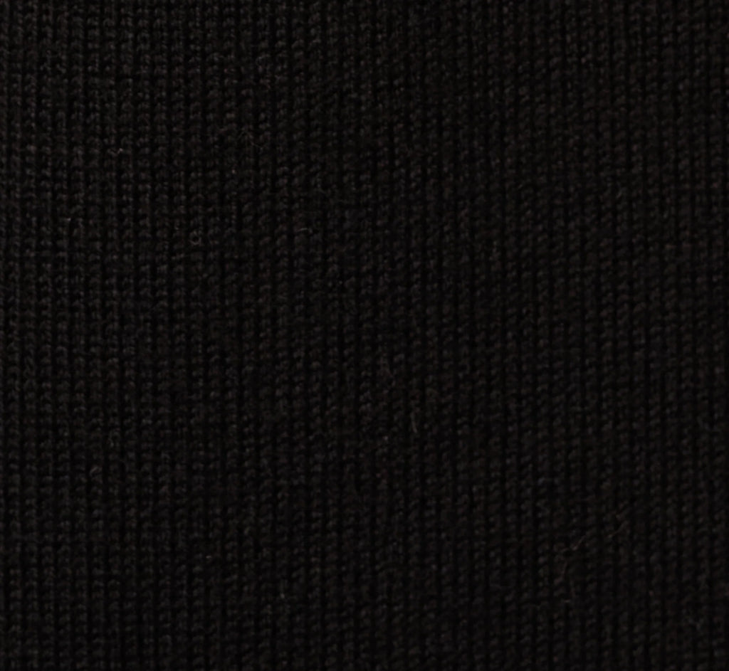 Short Sleeve Pearly Tie Neck Knit Top In Black