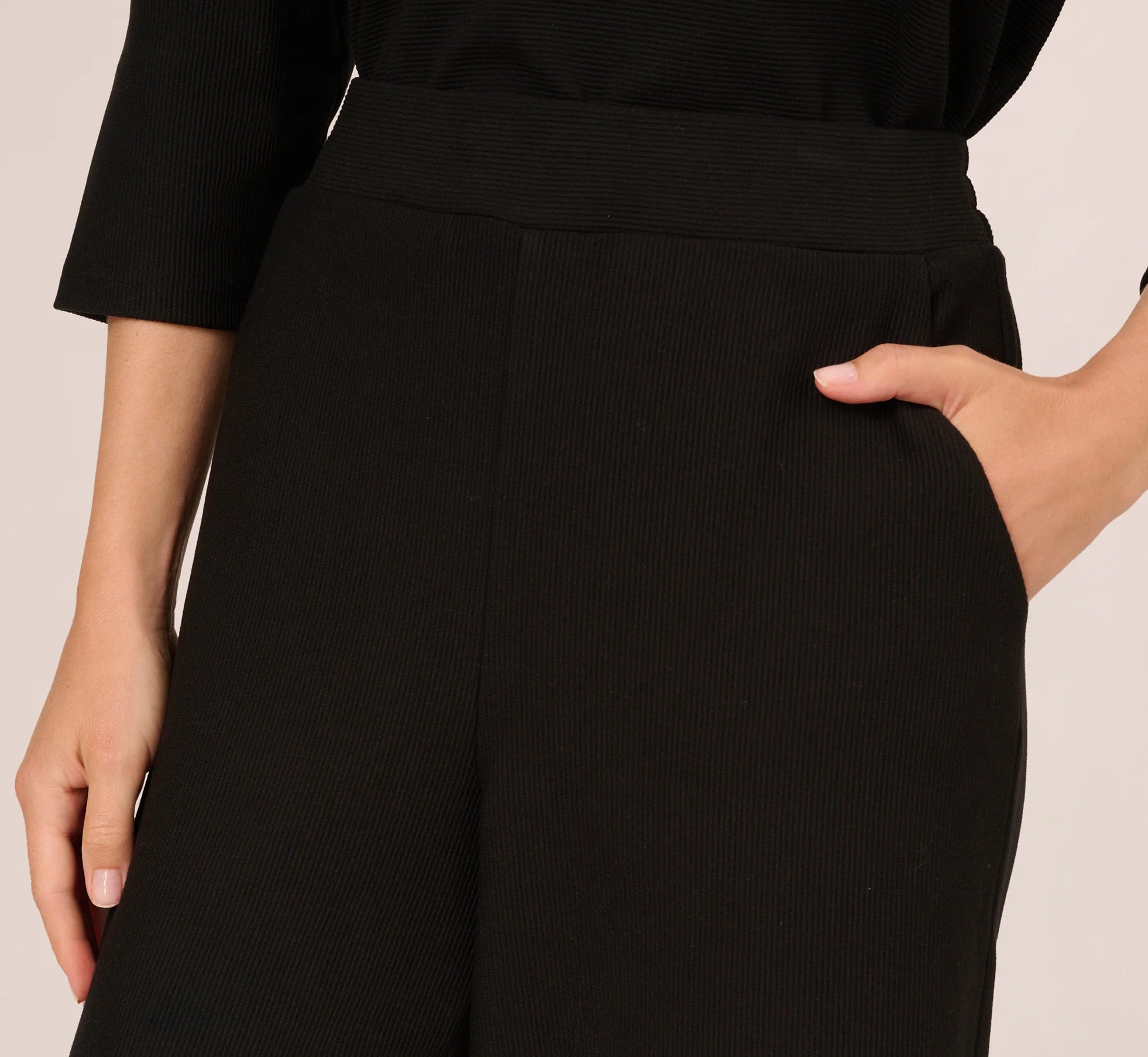 Wide Leg Rib Knit Cropped Pant In Black