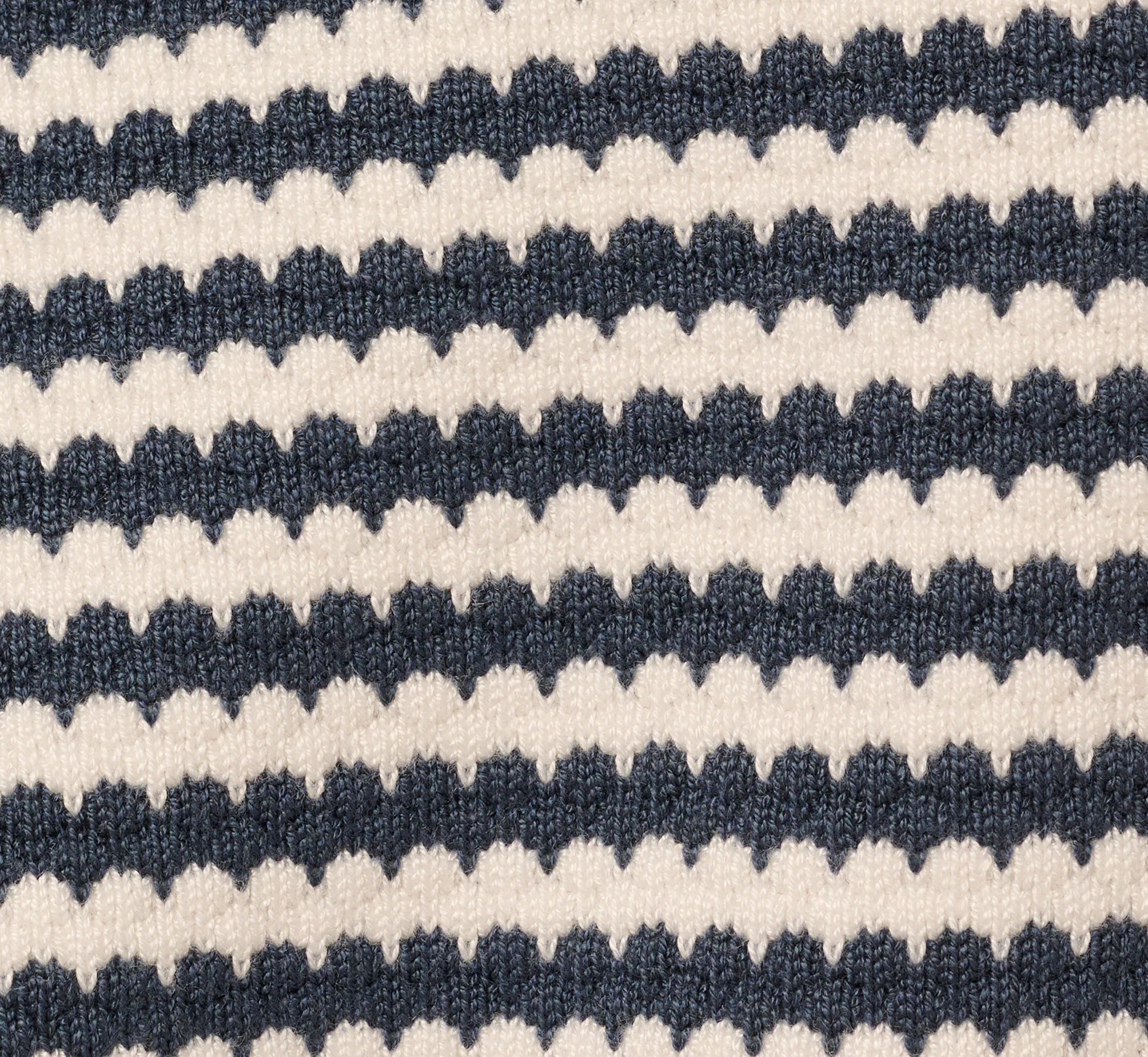 Short Sleeve Scalloped Stripe Pullover Sweater In Ivory Slate Blue