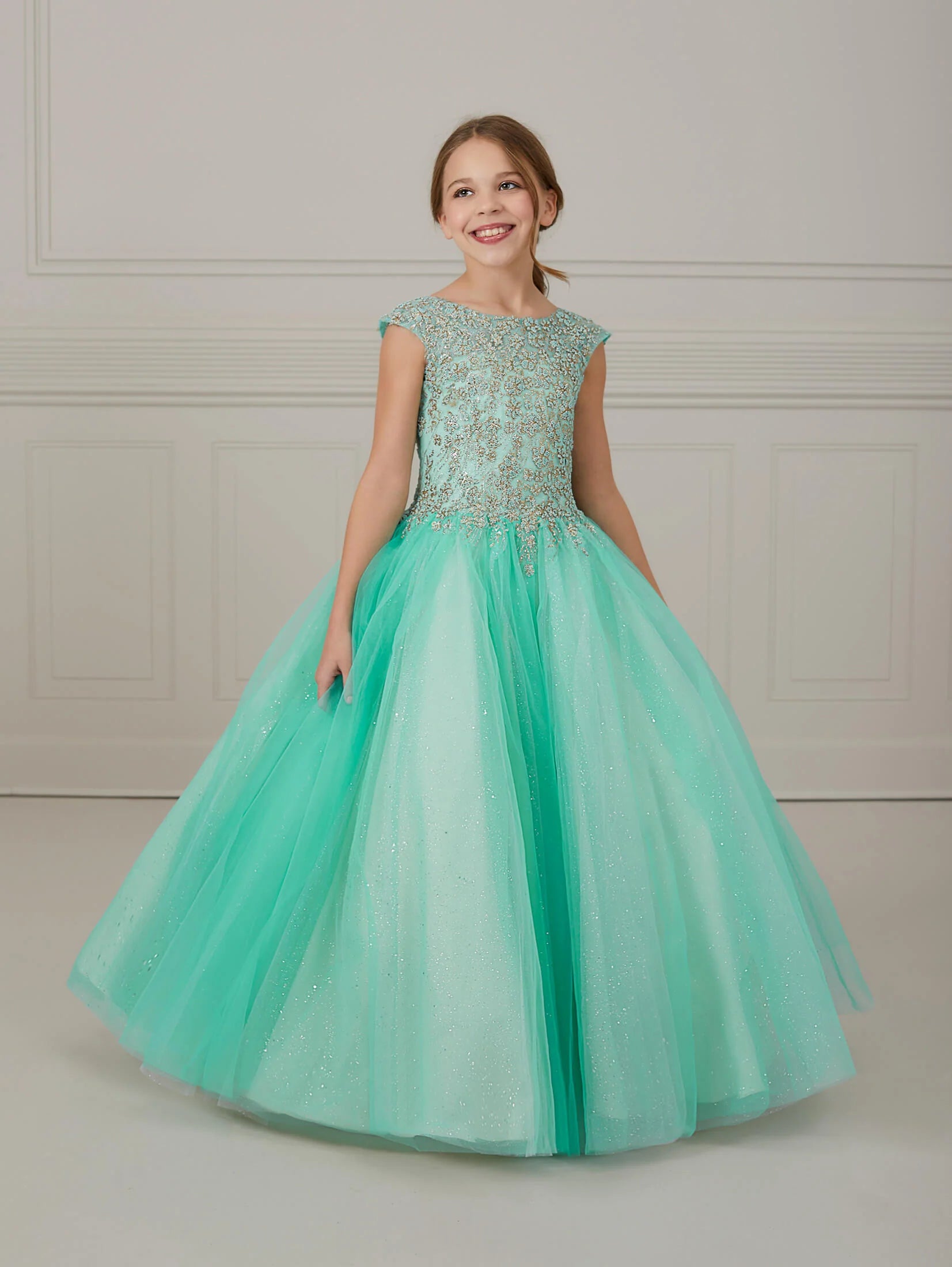 Glitter Floral Tulle Scoop Neck Gown