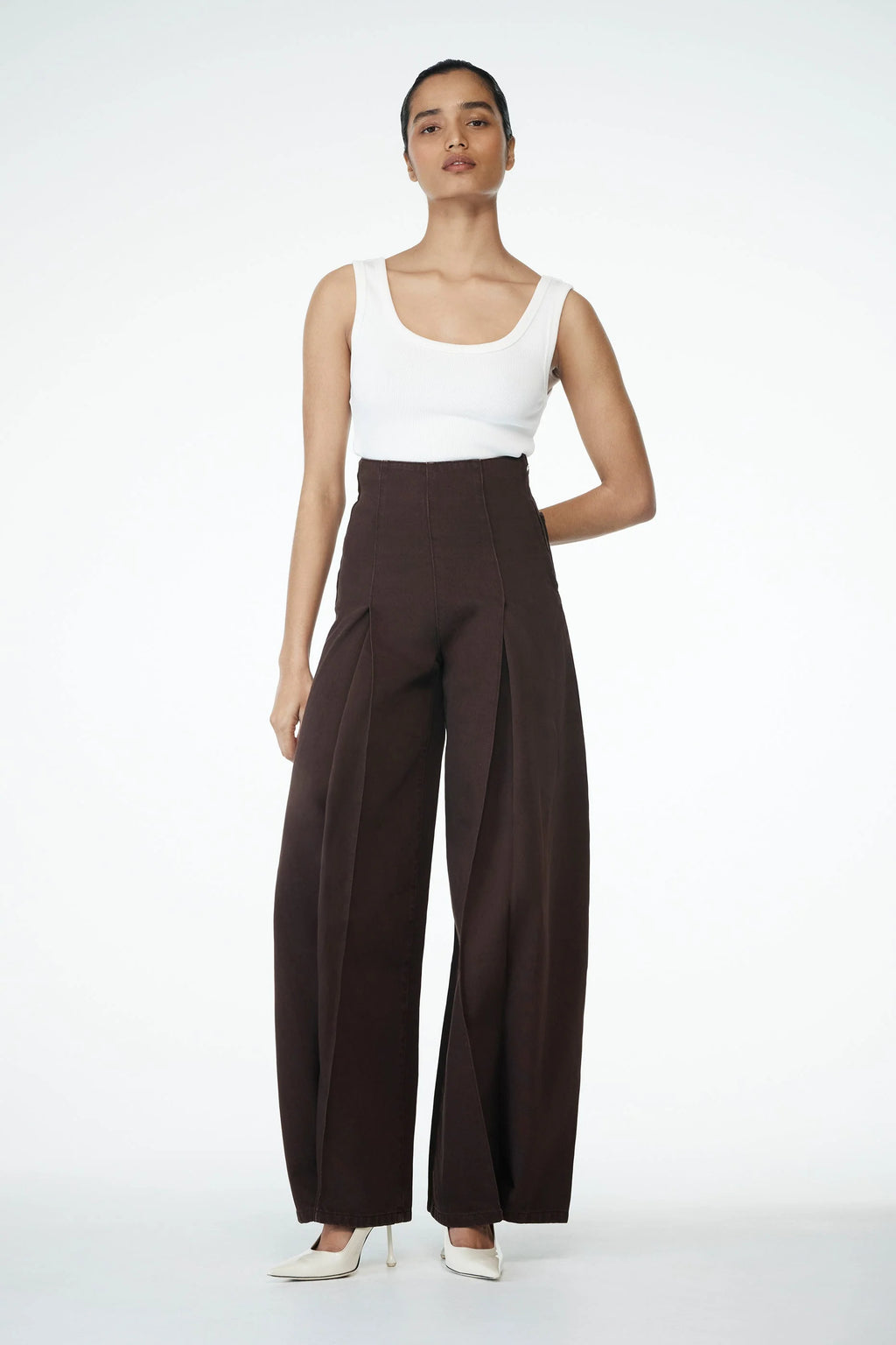 Beatrix High Rise Denim Jeans - Chocolate